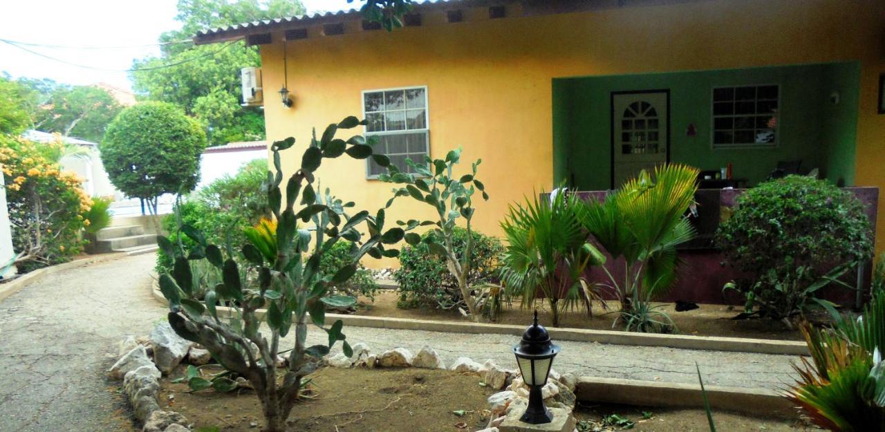 Happy Turtle Apartments Willemstad Luaran gambar