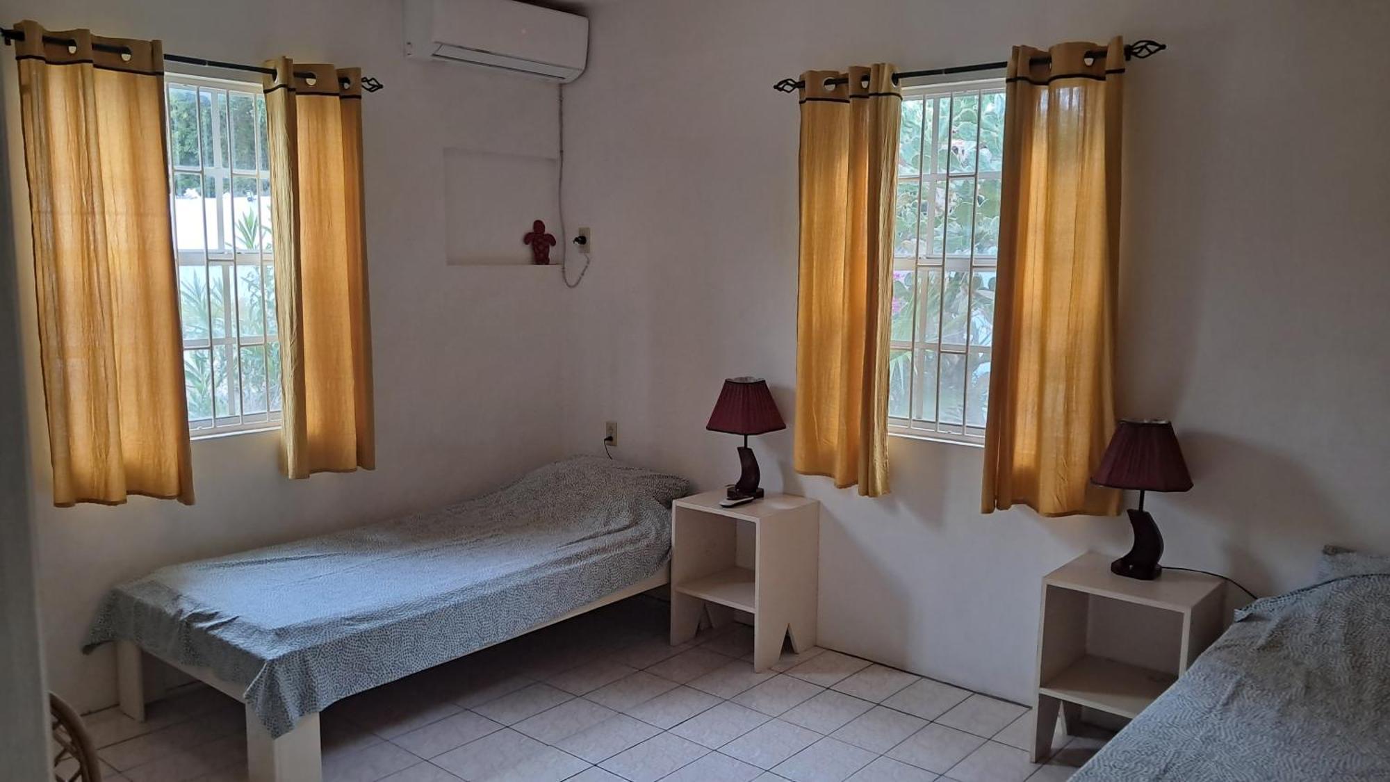 Happy Turtle Apartments Willemstad Bilik gambar